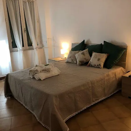 Menta & Rosmarino Guest House- Centro La Spezia