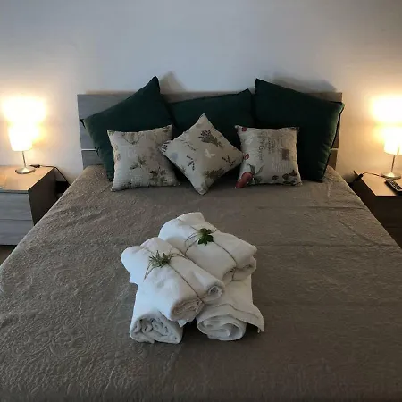 Menta & Rosmarino Guest House- Centro Appartement