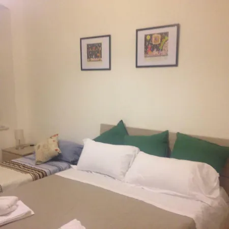 Menta & Rosmarino Guest House- Centro La Spezia